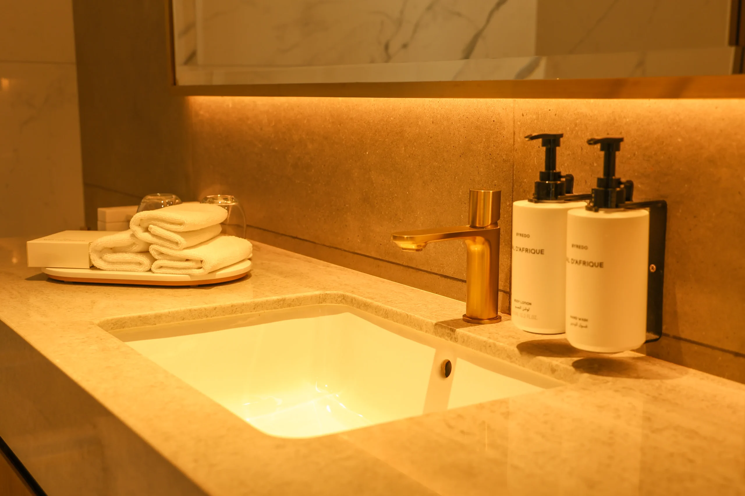 hotel-img
