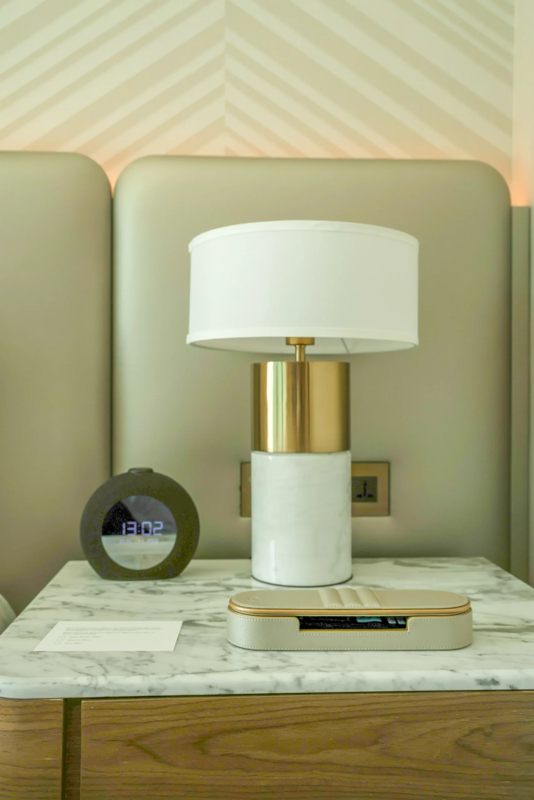 hotel-img